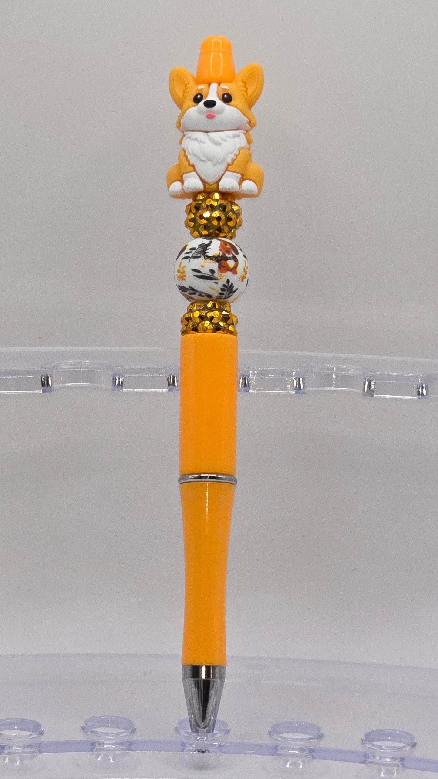 Pen: Corgi