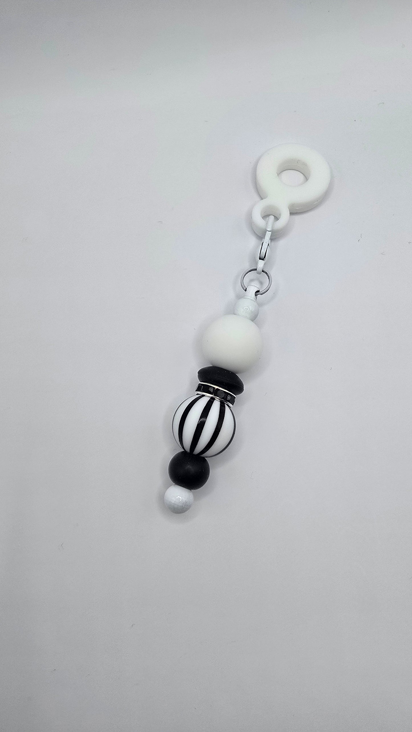 Straw Dangle: Black and White