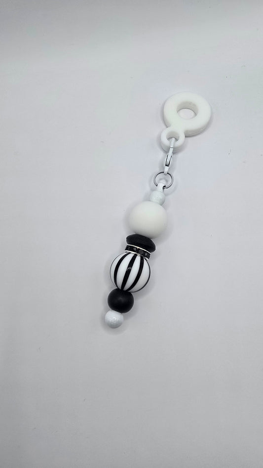 Straw Dangle: Black and White