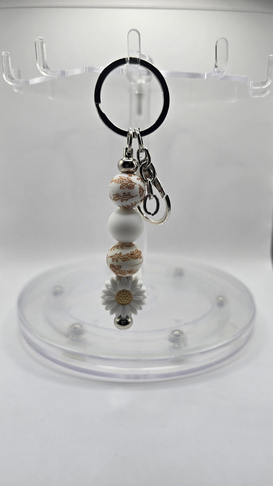 Key Chain: White Daisy Neutral